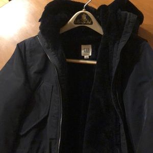 GAP sherpa lined parka in black/Navy